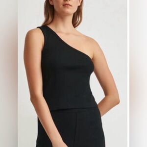 Skin Worldwide Ribbed One Shoulder Tank Top w/ Built-In Bra - NWT